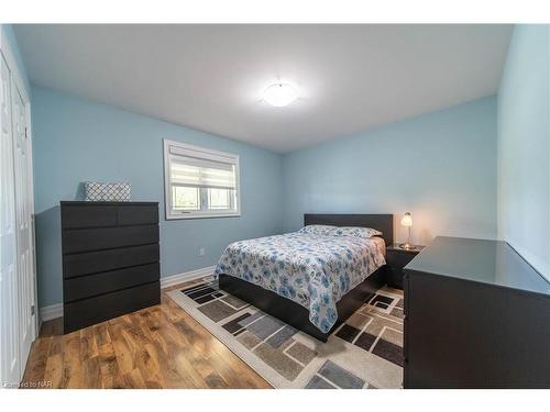 2876 3 Highway E, Port Colborne, ON - Indoor Photo Showing Bedroom