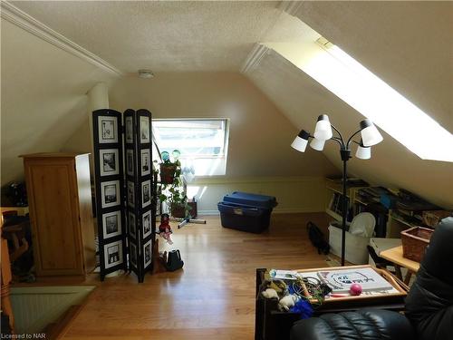 4046 Longhurst Avenue, Niagara Falls, ON - Indoor Photo Showing Other Room