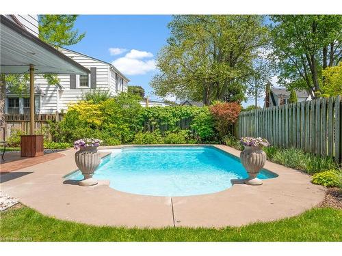 55 Parkway, Welland, ON - Outdoor With In Ground Pool With Backyard