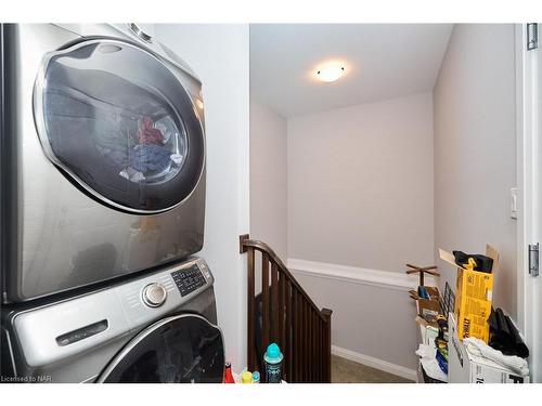 1001 Pelham Road Road, St. Catharines, ON - Indoor Photo Showing Laundry Room