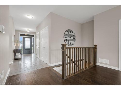 385 Empress Avenue, Welland, ON - Indoor Photo Showing Other Room