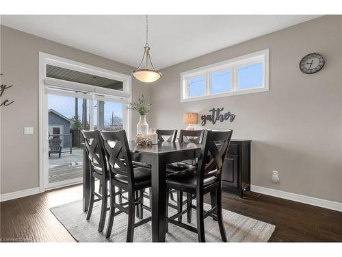 385 Empress Avenue, Welland, ON - Indoor Photo Showing Dining Room