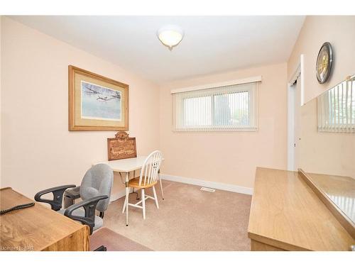 6972 Harriman Street, Niagara Falls, ON - Indoor Photo Showing Bathroom