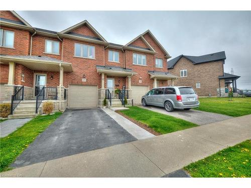 37 Sunset Way, Thorold, ON - Outdoor With Facade