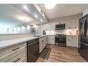 306-8111 Forest Glen Drive, Niagara Falls, ON  - Indoor Photo Showing Kitchen 