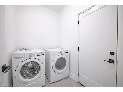 3709 Ryan Avenue, Fort Erie, ON - Indoor Photo Showing Laundry Room