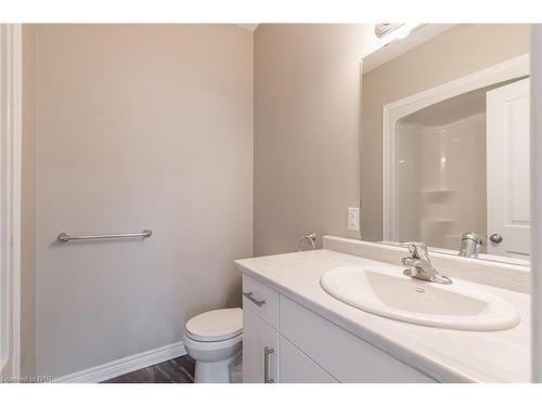 4 Ivy Crescent, Thorold, ON - Indoor Photo Showing Other Room