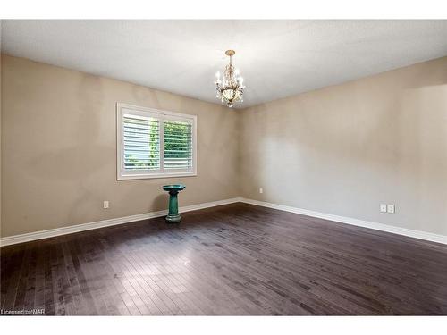 1-7 Gibson Place, St. Catharines, ON - Indoor Photo Showing Other Room