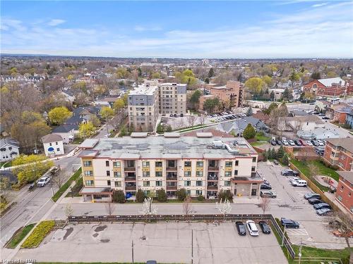 401-26 Wellington Street, St. Catharines, ON - Outdoor With View