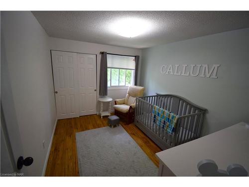 20-3322 Addison Avenue, Niagara Falls, ON - Indoor Photo Showing Bedroom