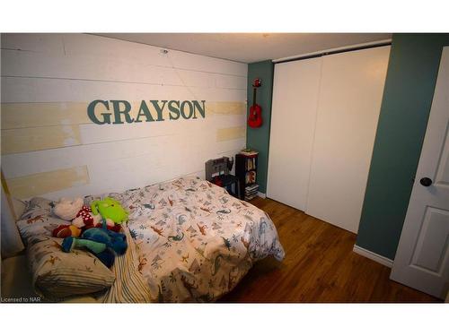 20-3322 Addison Avenue, Niagara Falls, ON - Indoor Photo Showing Bedroom