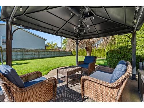 2 Huntington Lane, St. Catharines, ON - Outdoor With Deck Patio Veranda With Exterior