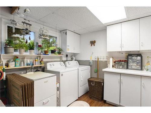 24 Jeanette Drive, St. Catharines, ON - Indoor Photo Showing Laundry Room