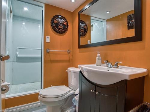 29 Southdale Drive, St. Catharines, ON - Indoor Photo Showing Bathroom