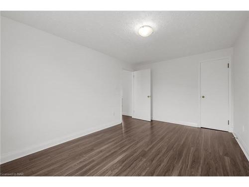 160 Welland Avenue, St. Catharines, ON - Indoor Photo Showing Other Room