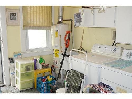 355 Lakeview Road, Fort Erie, ON - Indoor Photo Showing Laundry Room