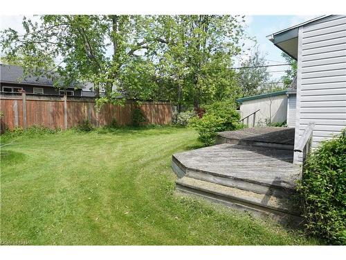 355 Lakeview Road, Fort Erie, ON - Outdoor With Backyard