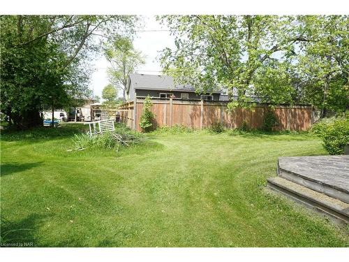 355 Lakeview Road, Fort Erie, ON - Outdoor With Backyard