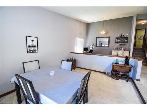 37 Farmington Drive, St. Catharines, ON - Indoor Photo Showing Dining Room