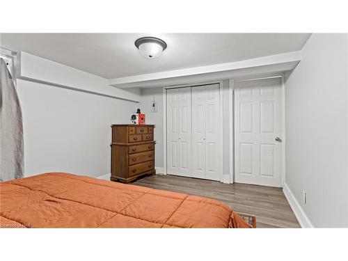 7 Josephine Street, St. Catharines, ON - Indoor Photo Showing Bedroom