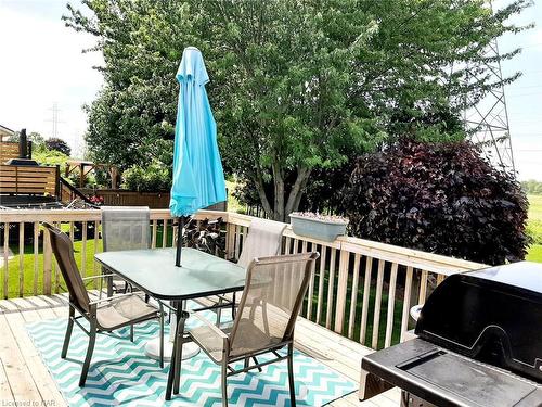 7721 Bishop Avenue, Niagara Falls, ON - Outdoor With Deck Patio Veranda