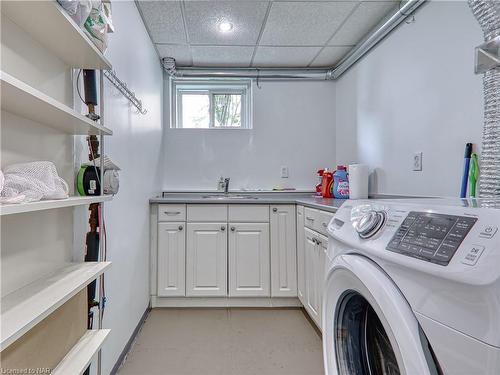 7 Violet Street, St. Catharines, ON - Indoor Photo Showing Laundry Room