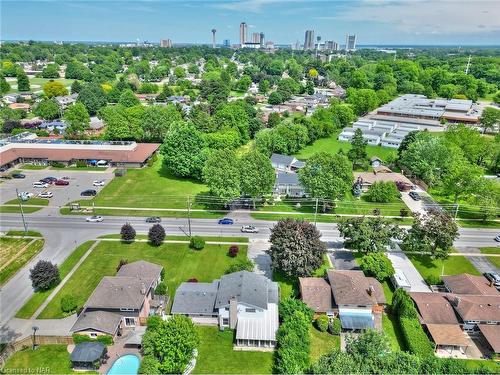 6421 Dorchester Road, Niagara Falls, ON - Outdoor With View