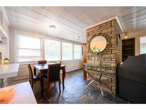 6 Rosemount Drive, Welland, ON - Indoor Photo Showing Dining Room