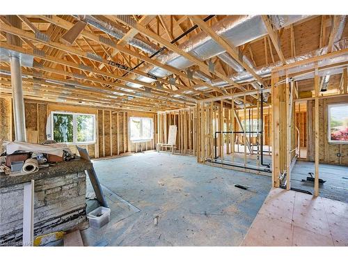 6 Rosemount Drive, Welland, ON - Indoor Photo Showing Basement