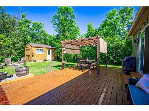 621 Bidwell Parkway, Fort Erie, ON - Outdoor With Deck Patio Veranda With Exterior