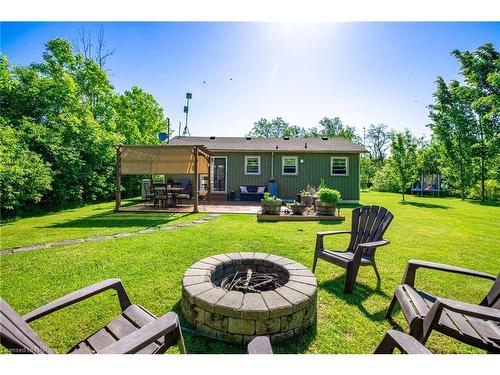 621 Bidwell Parkway, Fort Erie, ON - Outdoor With Backyard With Exterior