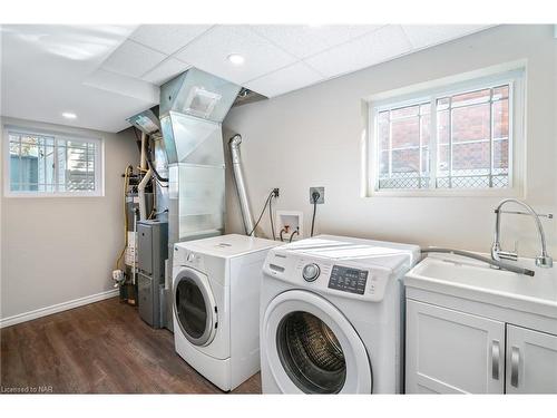 88 Ziraldo Road, St. Catharines, ON - Indoor Photo Showing Laundry Room