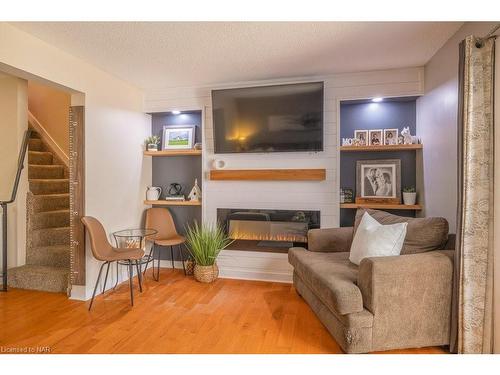 14-18 Barry Street, St. Catharines, ON - Indoor Photo Showing Living Room With Fireplace