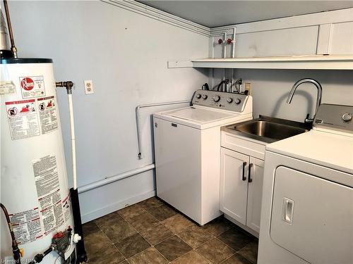 82 Derby Road, Crystal Beach, ON - Indoor Photo Showing Laundry Room