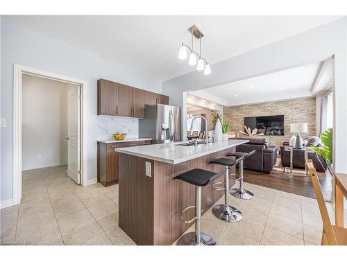 257 South Pelham Road, Welland, ON - Indoor Photo Showing Kitchen