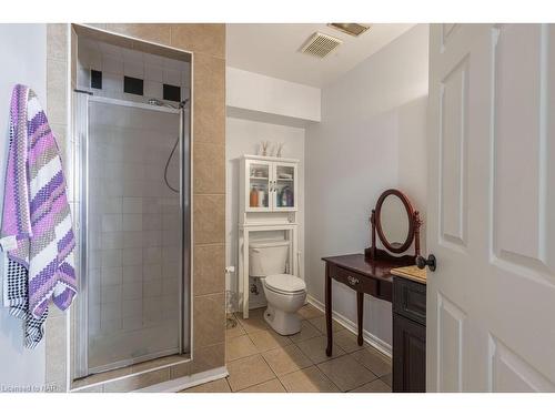 48 Margery Avenue, St. Catharines, ON - Indoor Photo Showing Bathroom