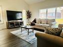 9453 Tallgrass Avenue, Niagara Falls, ON  - Indoor Photo Showing Living Room 
