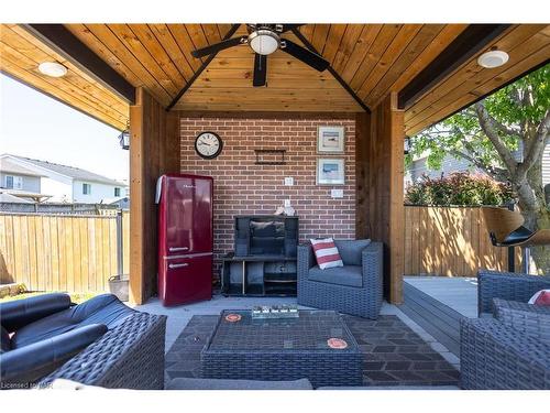 7992 Post Road, Niagara Falls, ON - Outdoor With Deck Patio Veranda With Exterior