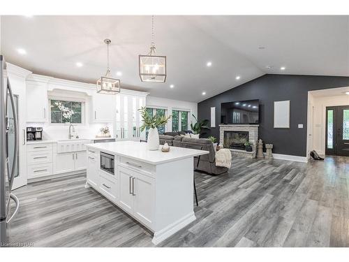 190 Maple Leaf Avenue, Ridgeway, ON - Indoor Photo Showing Kitchen With Upgraded Kitchen