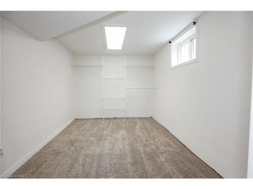 10 Fir Avenue, St. Catharines, ON - Indoor Photo Showing Other Room