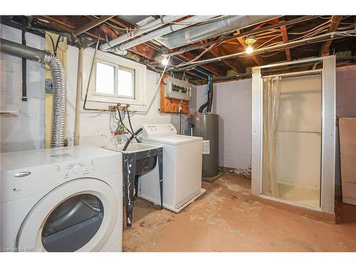 10 Fir Avenue, St. Catharines, ON - Indoor Photo Showing Laundry Room