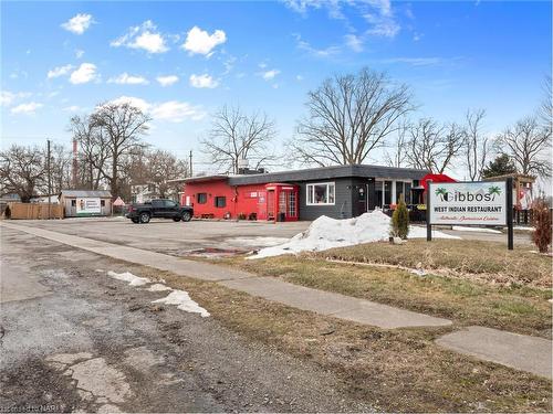 7891 Portage Road, Niagara Falls, ON 