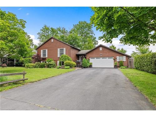 660 Grandview Road, Fort Erie, ON - Outdoor With Facade