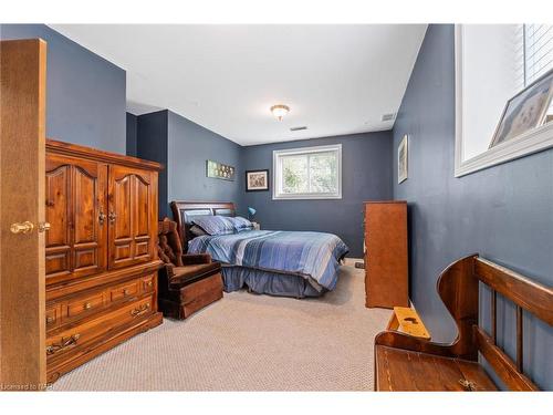 660 Grandview Road, Fort Erie, ON - Indoor Photo Showing Bedroom