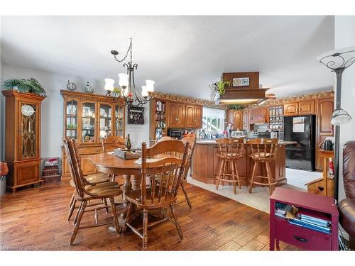 660 Grandview Road, Fort Erie, ON - Indoor Photo Showing Dining Room