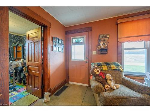 4680 Bowen Road, Fort Erie, ON - Indoor Photo Showing Bedroom