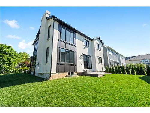 1905 Lakeshore Road, Niagara-On-The-Lake, ON - Outdoor With Facade