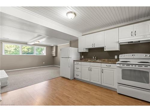 3629 Rebstock Road, Ridgeway, ON - Indoor Photo Showing Kitchen With Double Sink