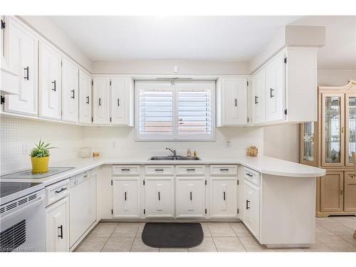 46 Bendingroad Crescent, St. Catharines, ON - Indoor Photo Showing Kitchen With Double Sink