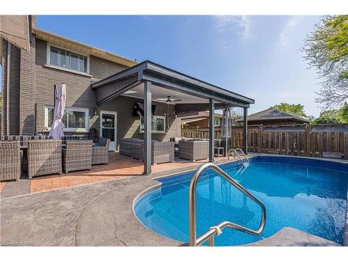 46 Bendingroad Crescent, St. Catharines, ON - Outdoor With In Ground Pool
